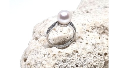 Ring met Zuidzee parel en diamanten 