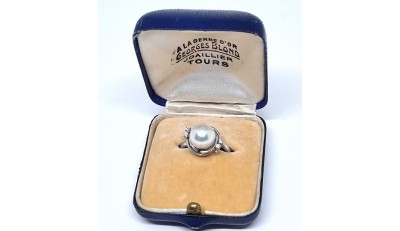 Exclusieve Platina ring met Zuidzee parel en diamant